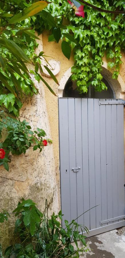 Jolie Maison De Ville La Petite Magnanerie La Roque-d'Antheron Zewnętrze zdjęcie