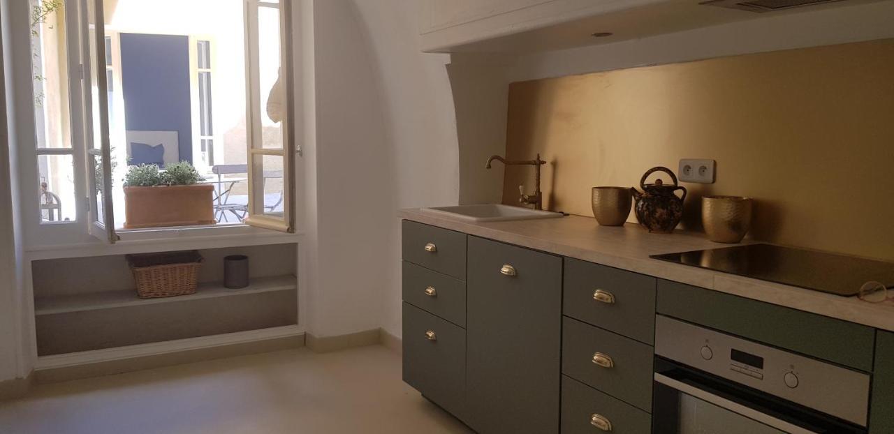 Jolie Maison De Ville La Petite Magnanerie La Roque-d'Antheron Zewnętrze zdjęcie