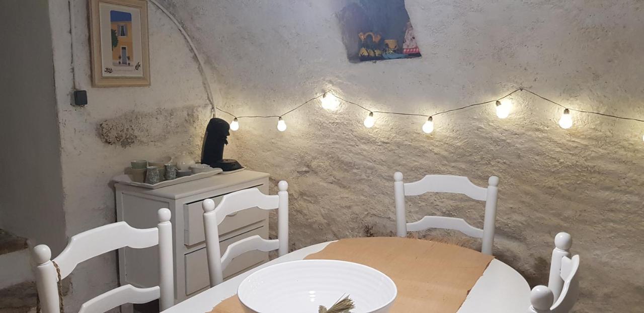 Jolie Maison De Ville La Petite Magnanerie La Roque-d'Antheron Zewnętrze zdjęcie
