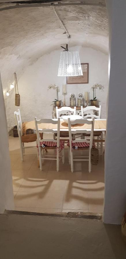 Jolie Maison De Ville La Petite Magnanerie La Roque-d'Antheron Zewnętrze zdjęcie